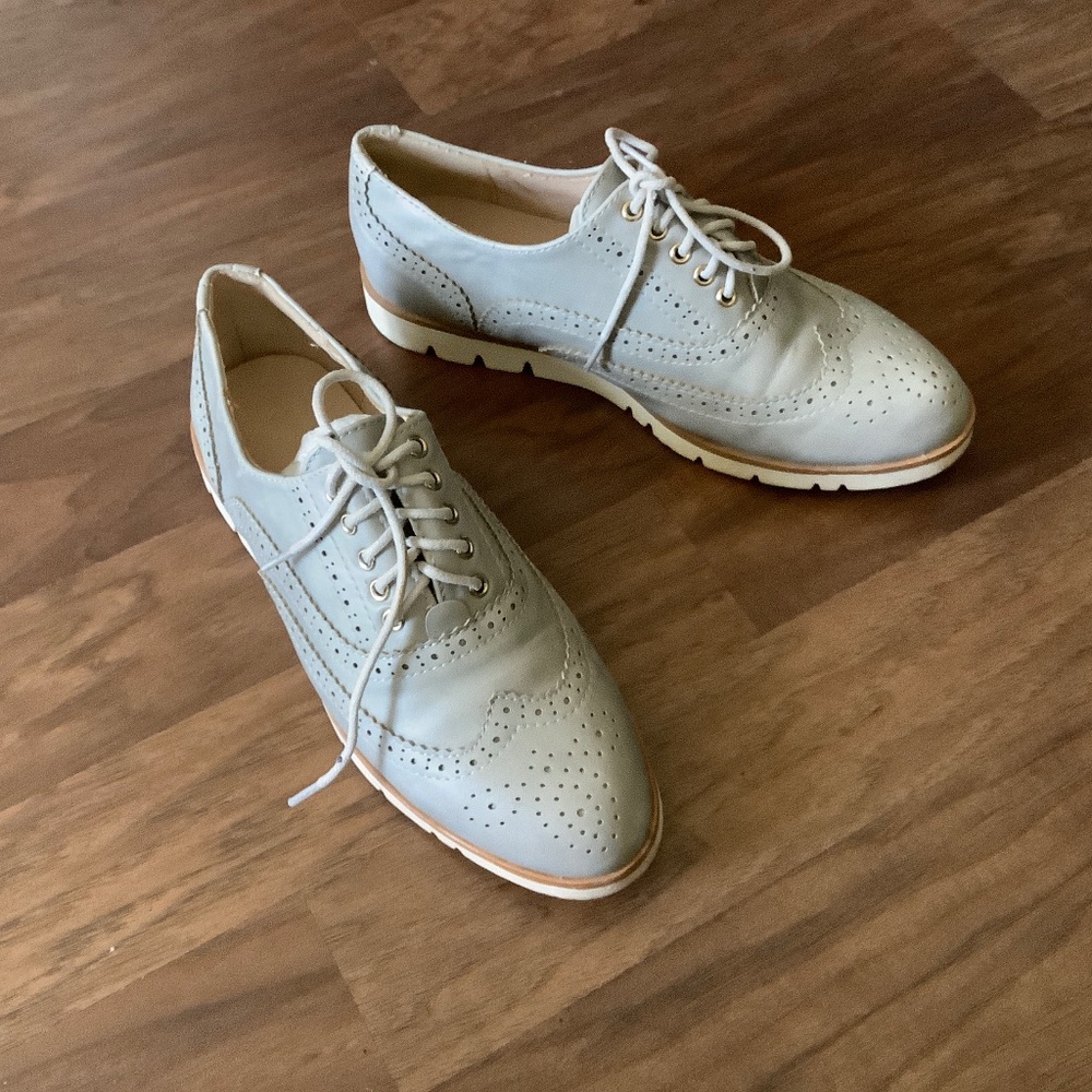 Lace Up flat leather loafer